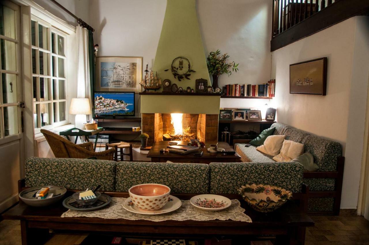 Aphrodite'S Coast Retreat House! Γαλαξίδι Εξωτερικό φωτογραφία
